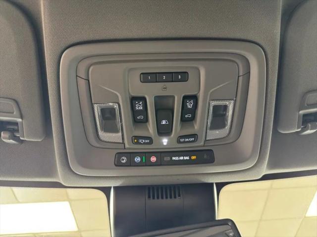 2026 GMC Sierra 1500 Crew Cab, Standard Bed, SLT, 4WD