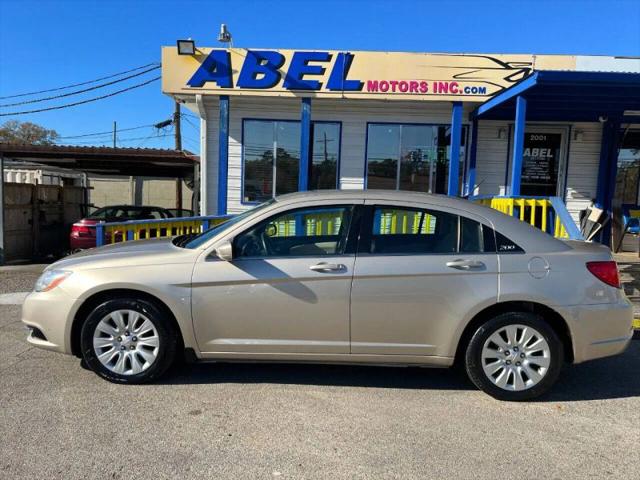 2013 Chrysler 200 LX for sale in Conroe, TX