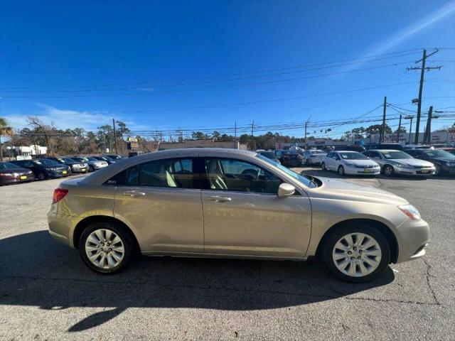 2013 Chrysler 200 LX