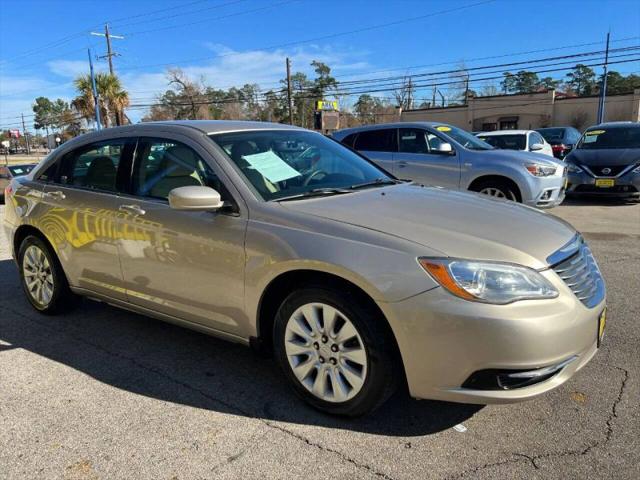 2013 Chrysler 200 LX
