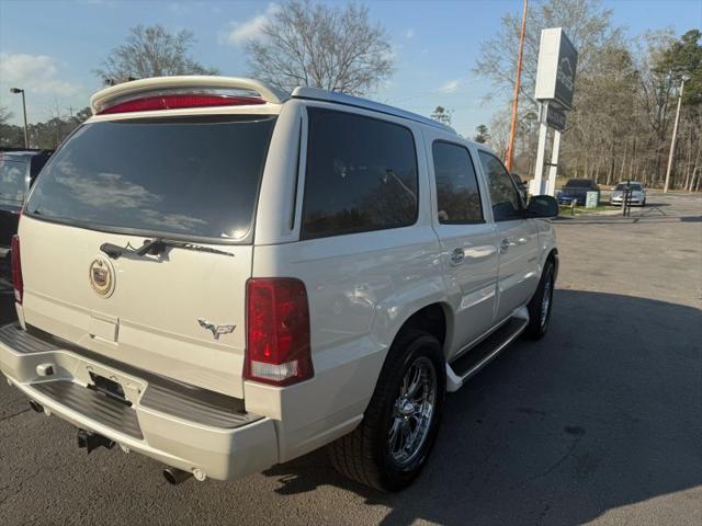 2003 Cadillac Escalade Standard