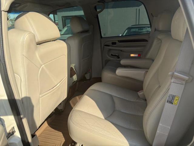 2003 Cadillac Escalade Standard