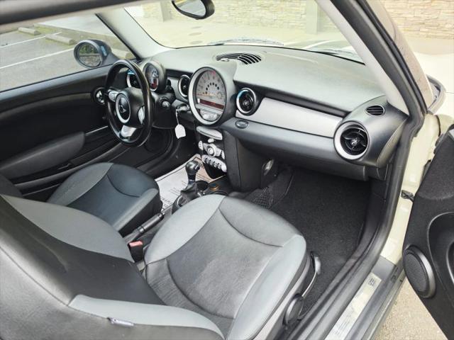 2010 MINI Cooper Cooper