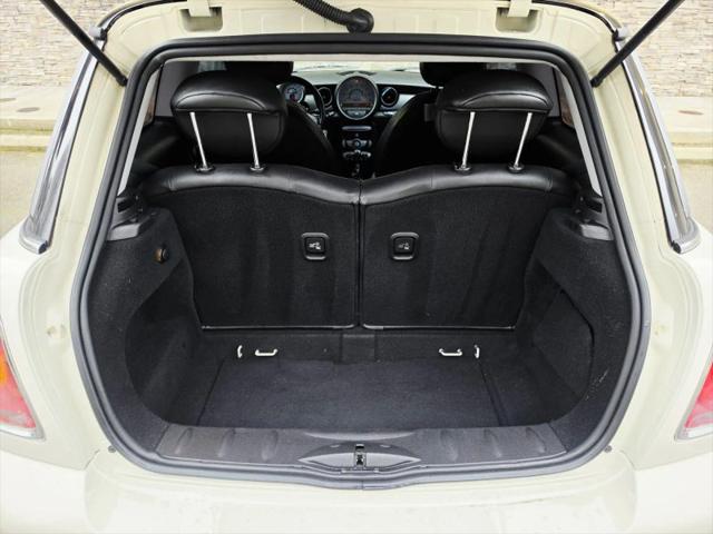 2010 MINI Cooper Cooper