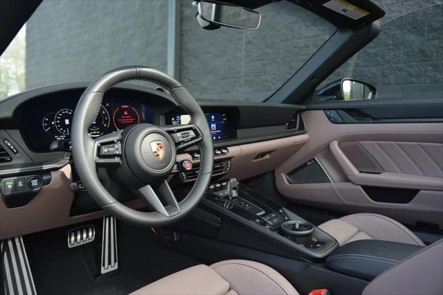 2026 Porsche 911 Carrera GTS Cabriolet