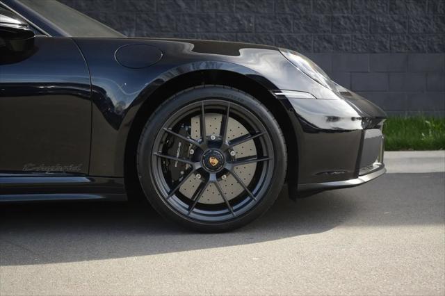 2026 Porsche 911 Carrera GTS Cabriolet