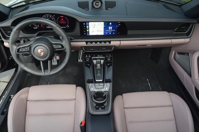 2026 Porsche 911 Carrera GTS Cabriolet