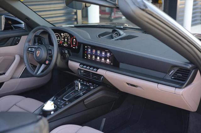 2026 Porsche 911 Carrera GTS Cabriolet