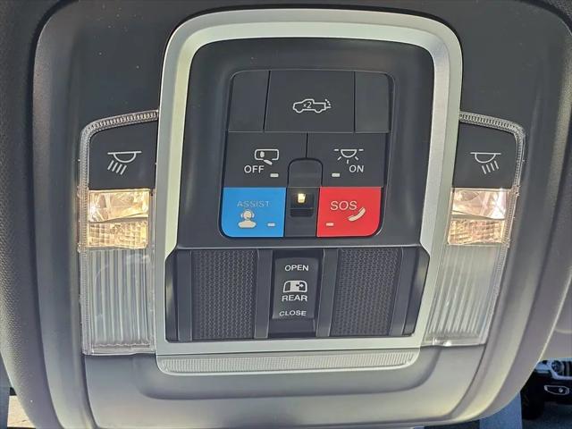 2026 Ram 1500 Big Horn Crew Cab 4x4 5'7" Box