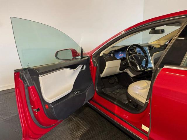 2014 Tesla Model S Base
