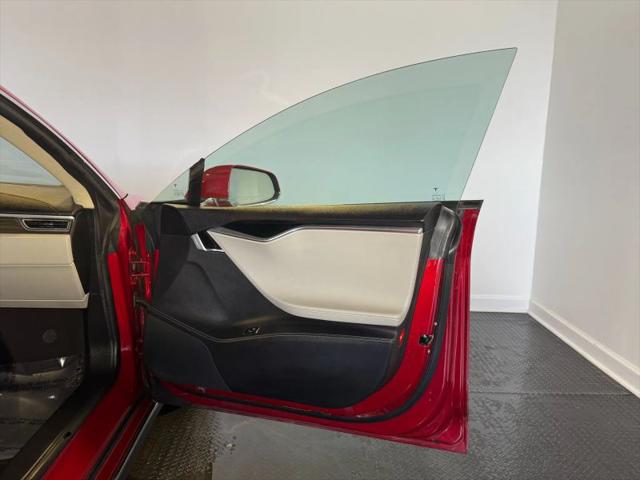 2014 Tesla Model S Base