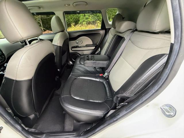 2017 Kia Soul +