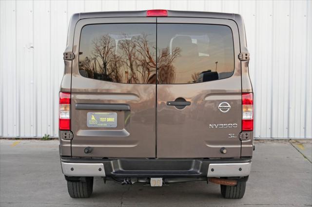 2017 Nissan 3500 SL V8