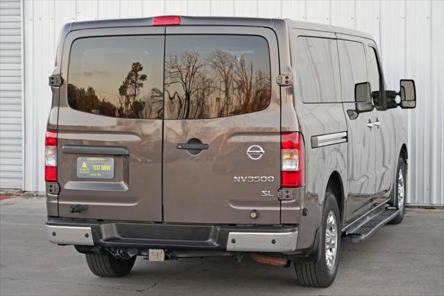 2017 Nissan 3500 SL V8