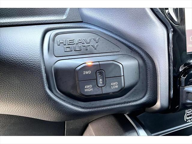 2026 Ram 3500 Big Horn Crew Cab 4x4 8' Box