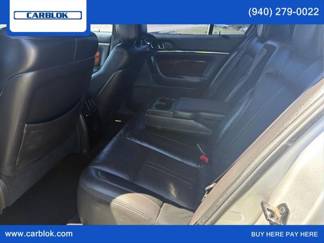 2014 Lincoln MKS Base