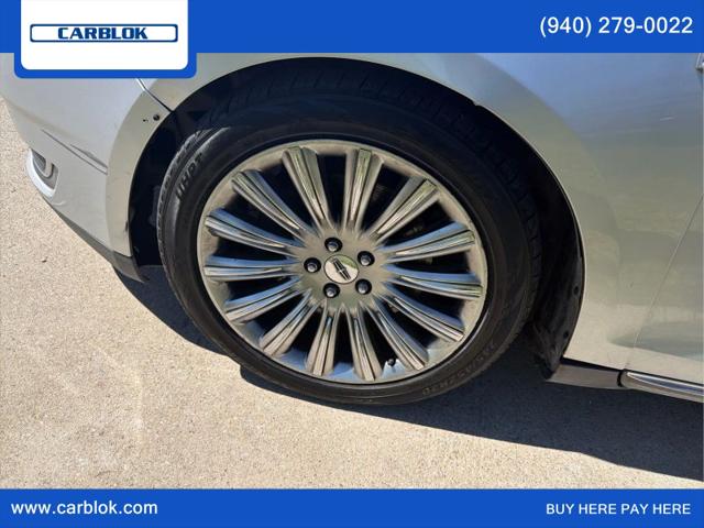 2014 Lincoln MKS Base