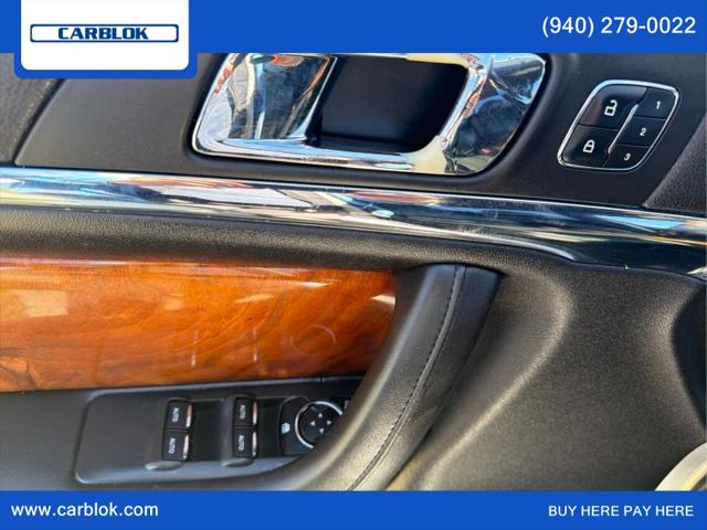 2014 Lincoln MKS Base