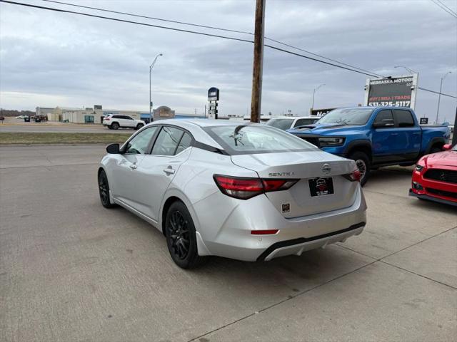 2022 Nissan Sentra S Xtronic CVT