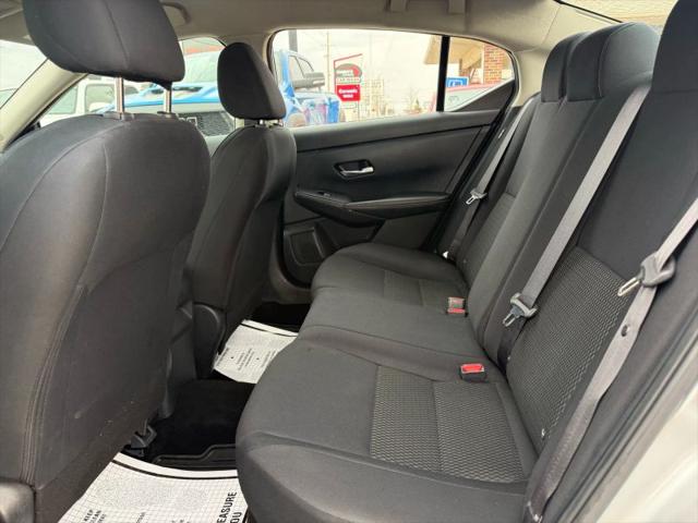 2022 Nissan Sentra S Xtronic CVT