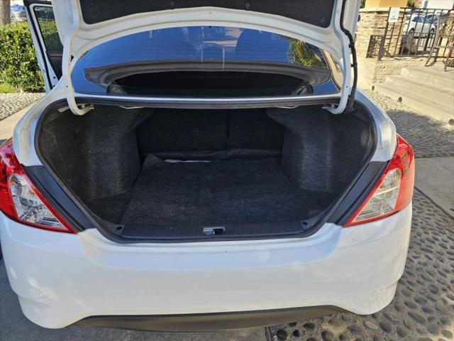 2019 Nissan Versa 1.6 SV