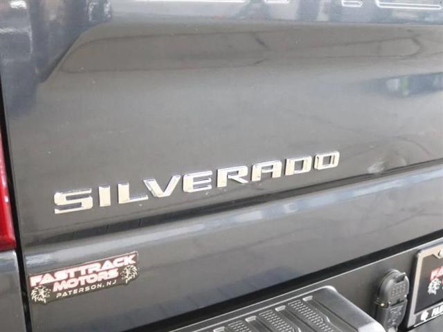 2022 Chevrolet Silverado 1500 4WD Crew Cab Short Bed RST
