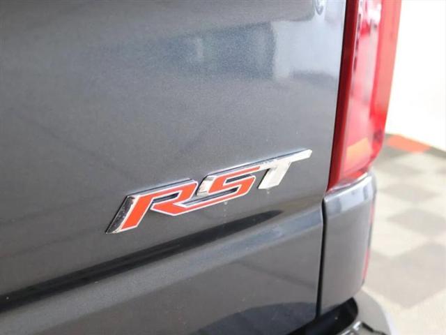 2022 Chevrolet Silverado 1500 4WD Crew Cab Short Bed RST