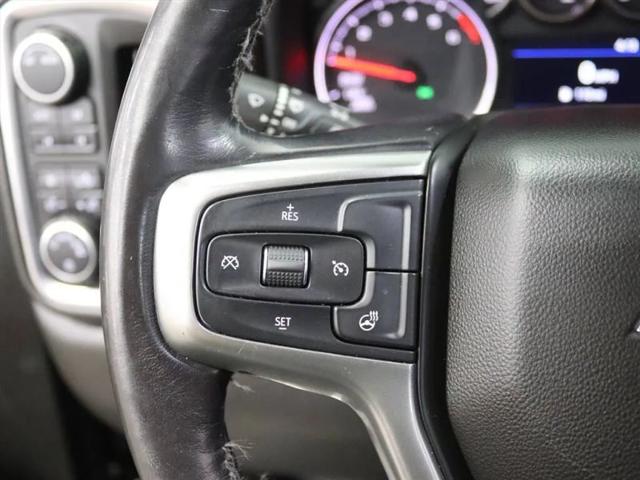 2022 Chevrolet Silverado 1500 4WD Crew Cab Short Bed RST