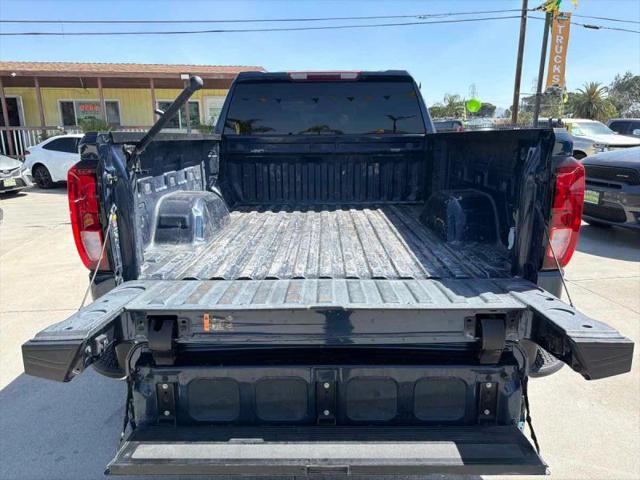 2022 GMC Sierra 1500 4WD Crew Cab Standard Box SLE