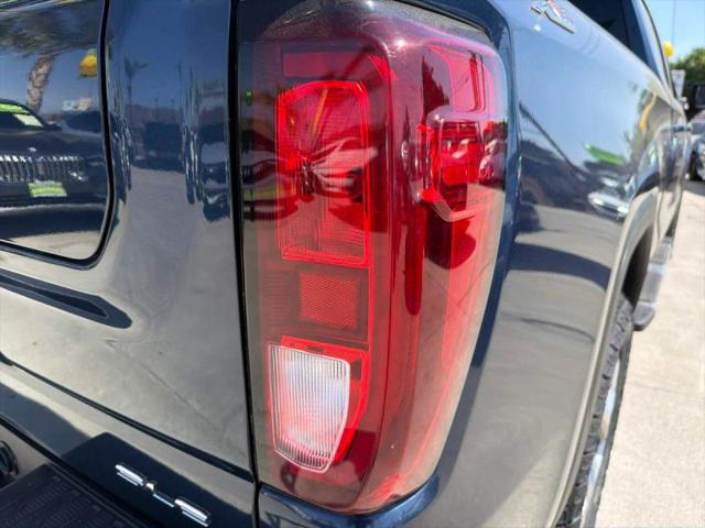 2022 GMC Sierra 1500 4WD Crew Cab Standard Box SLE