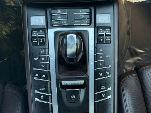 2015 Porsche Macan S