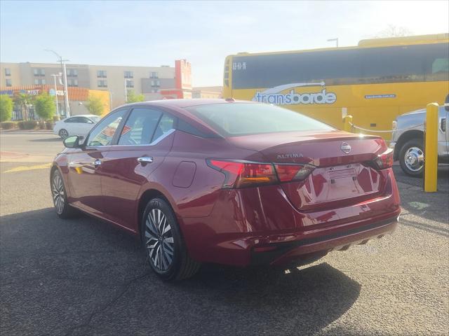 2025 Nissan Altima SV FWD