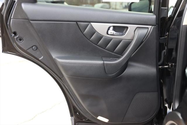 2015 INFINITI QX70 3.7
