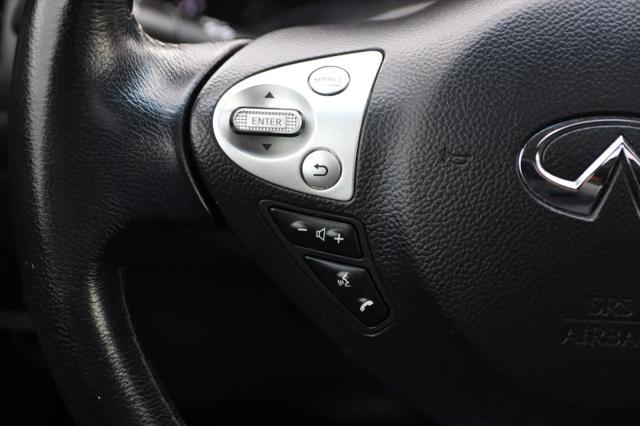 2015 INFINITI QX70 3.7