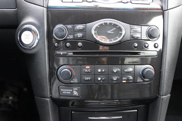 2015 INFINITI QX70 3.7