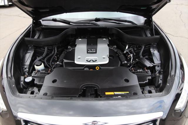2015 INFINITI QX70 3.7