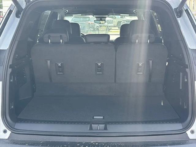 2026 GMC Acadia Elevation FWD