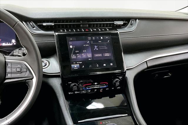 2023 Jeep Grand Cherokee Laredo 4x4