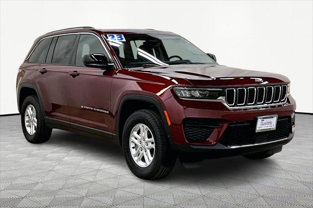 2023 Jeep Grand Cherokee Laredo 4x4