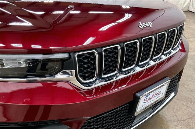 2023 Jeep Grand Cherokee Laredo 4x4