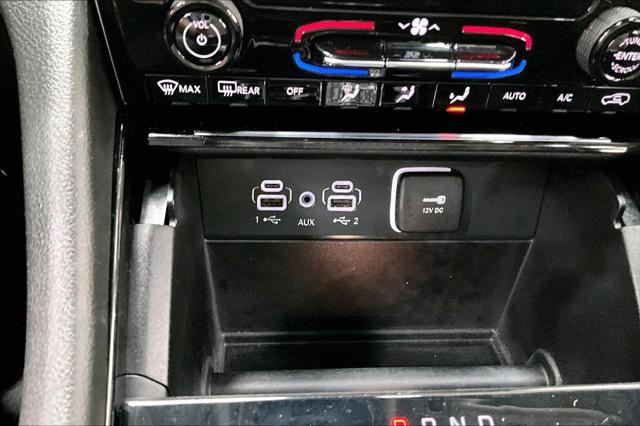 2023 Jeep Grand Cherokee Laredo 4x4