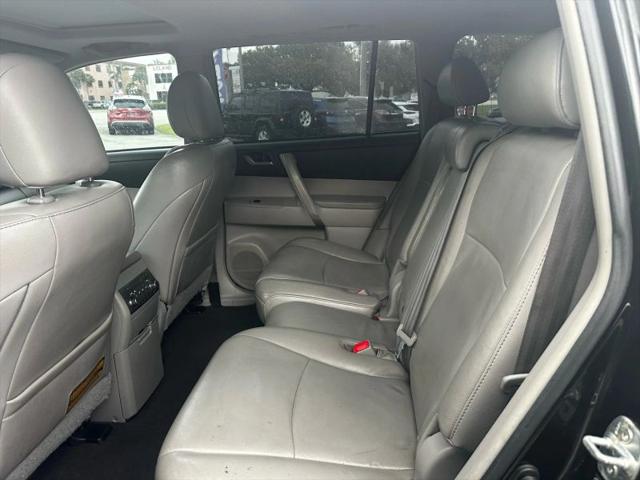 2013 Toyota Highlander SE V6
