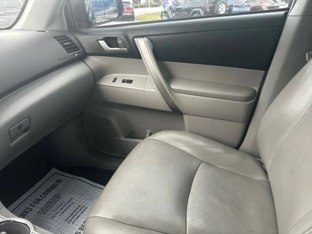 2013 Toyota Highlander SE V6