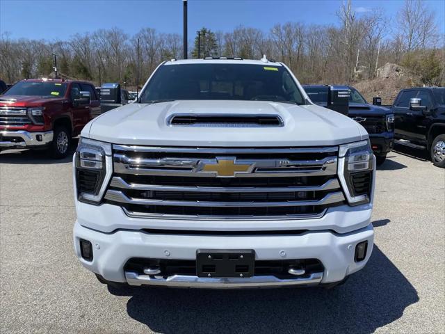 2026 Chevrolet Silverado 2500HD Crew Cab, Standard Bed, High Country, 4WD