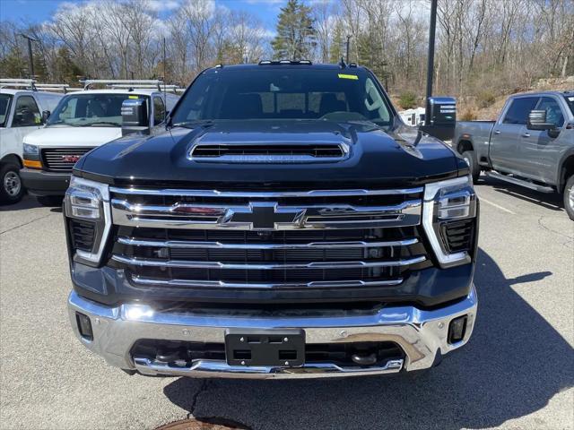 2026 Chevrolet Silverado 3500HD Crew Cab, Long Bed, LTZ Dual Rear Wheel, RWD
