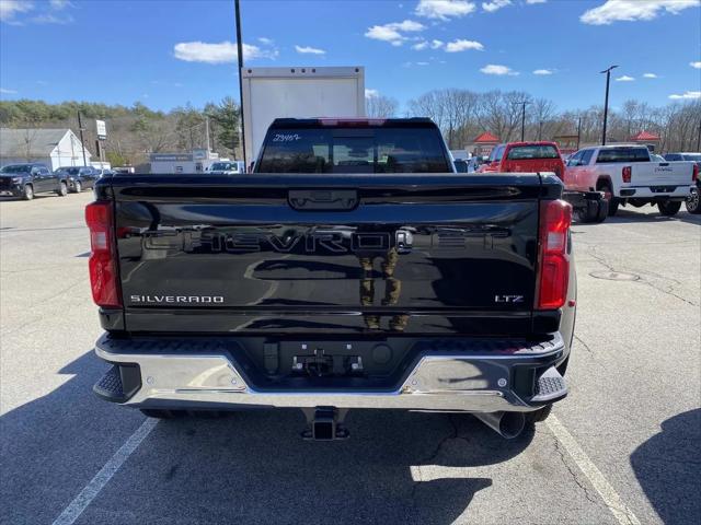 2026 Chevrolet Silverado 3500HD Crew Cab, Long Bed, LTZ Dual Rear Wheel, RWD