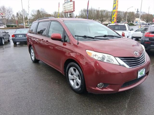 2011 Toyota Sienna LE V6