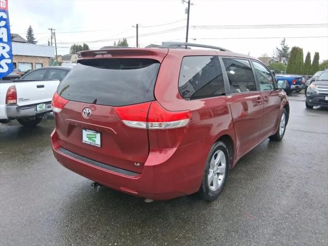 2011 Toyota Sienna LE V6