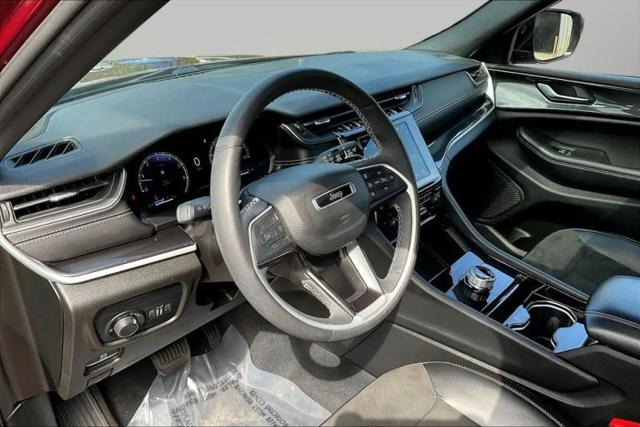 2023 Jeep Grand Cherokee L Altitude 4x4
