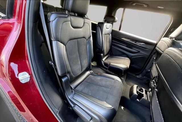 2023 Jeep Grand Cherokee L Altitude 4x4